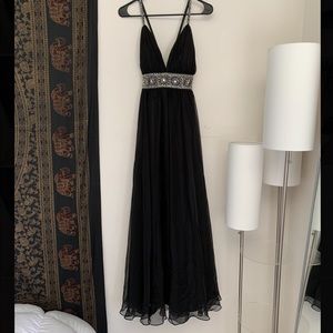 Beautiful long dress (Prom)